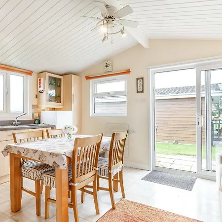 172 Atlantic Bays * Padstow